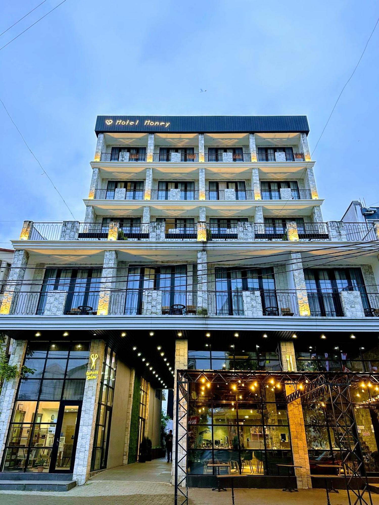Hotel Homey Kobuleti Exterior photo